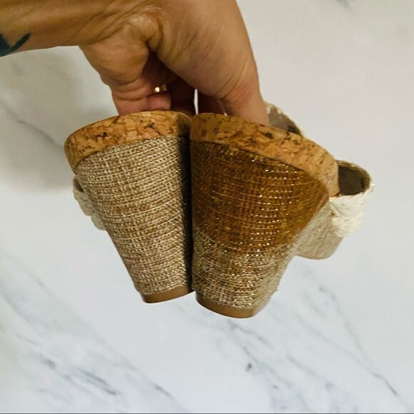 Dana buchman Wedge Sandals Size 8 - Picture 4 of 7